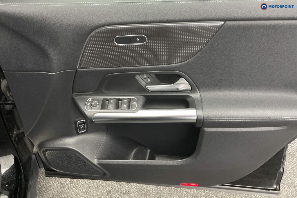 Used Mercedes-Benz EQA 2022 for sale - 76355862: Photo 28