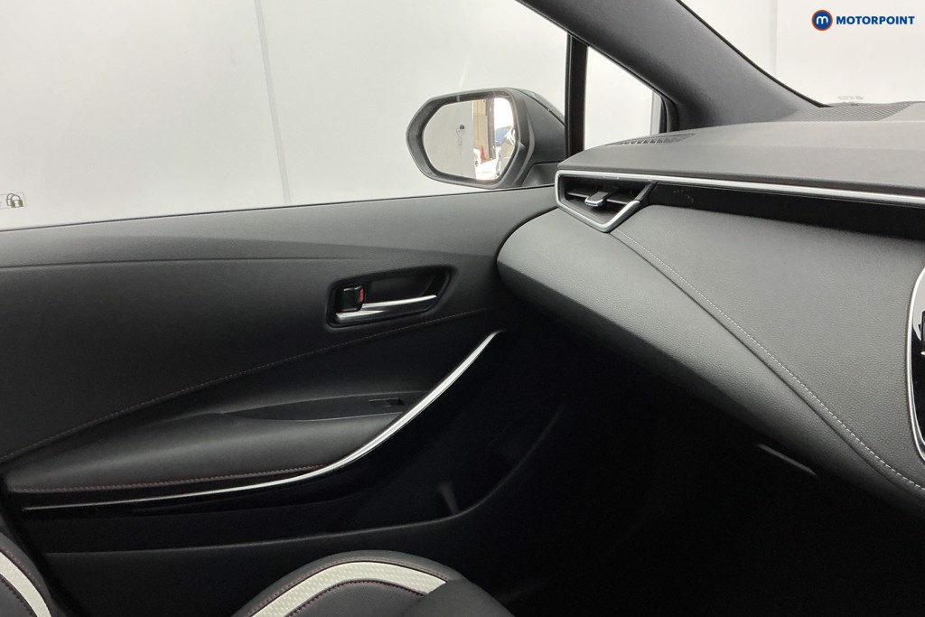 Used Toyota Corolla 2024 for sale - 77002222: Photo 28