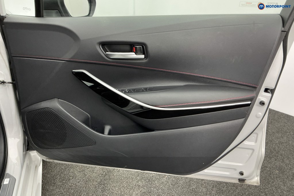 Used Toyota Corolla 2024 for sale - 77002222: Photo 32