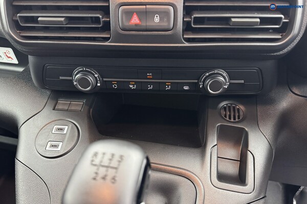 Used Citroen Berlingo 2025 for sale - 76184649: Photo 27