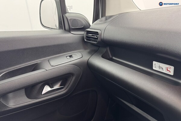 Used Citroen Berlingo 2025 for sale - 76184649: Photo 28
