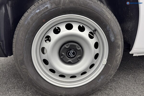 Used Citroen Berlingo 2025 for sale - 76184649: Photo 41