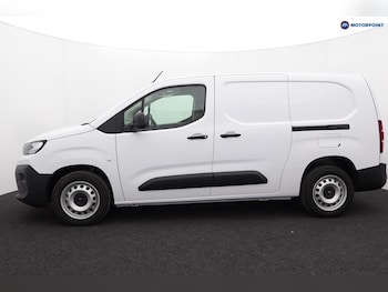 Used Citroen Berlingo 2025 for sale - 76184649: Photo 4