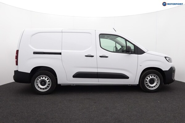 Used Citroen Berlingo 2025 for sale - 76184649: Photo 8