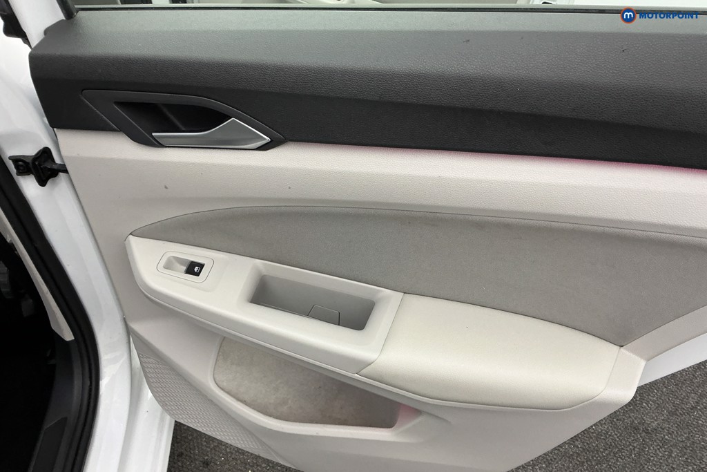 Used Volkswagen Golf 2021 for sale - 76835857: Photo 31