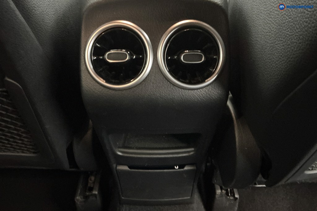 Used Mercedes-Benz GLA 2024 for sale - 76557668: Photo 18