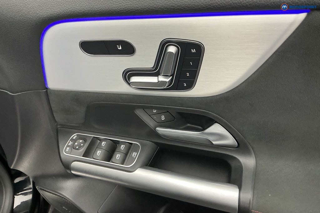 Used Mercedes-Benz GLA 2024 for sale - 76557668: Photo 30