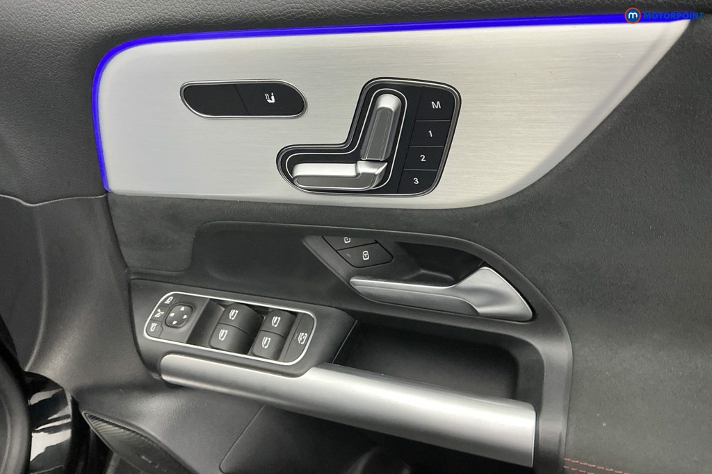 Used Mercedes-Benz GLA 2024 for sale - 76557668: Photo 31