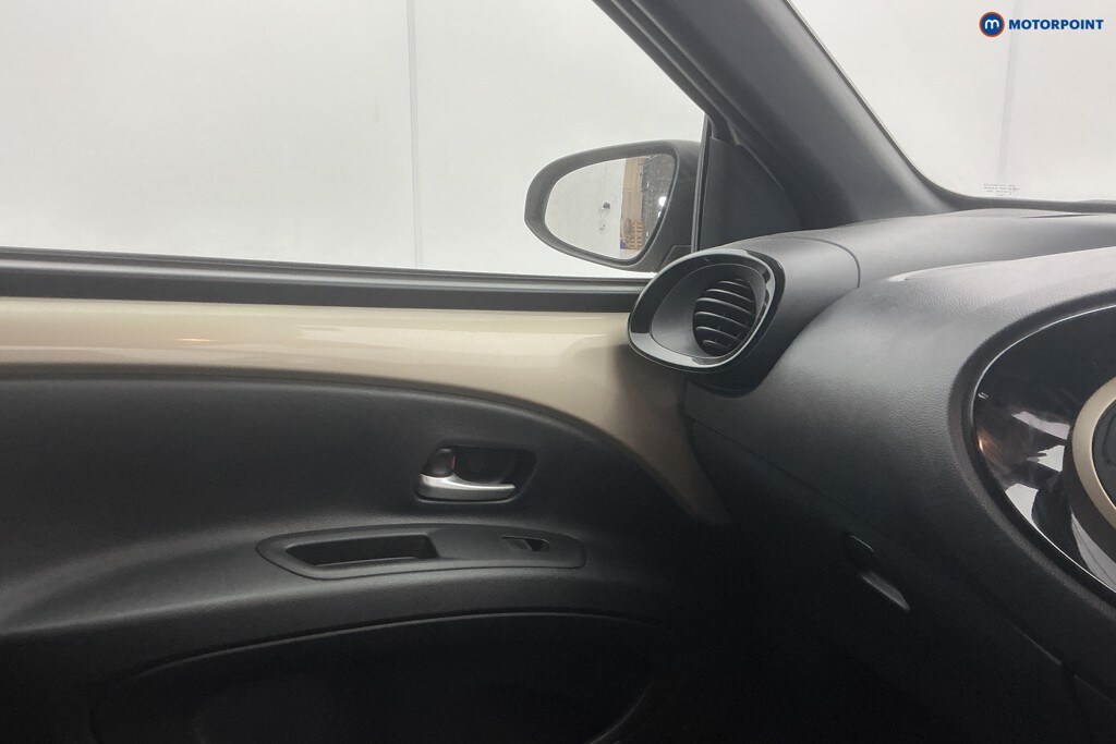 Used Toyota Aygo X 2022 for sale - 78166500: Photo 30