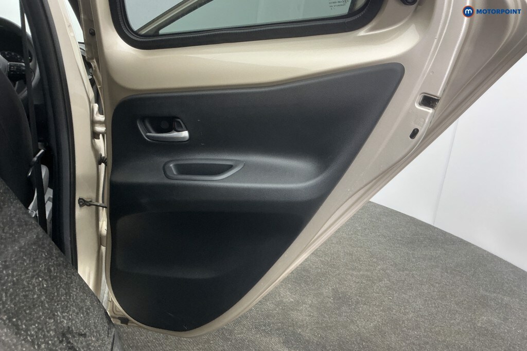 Used Toyota Aygo X 2022 for sale - 78166500: Photo 37