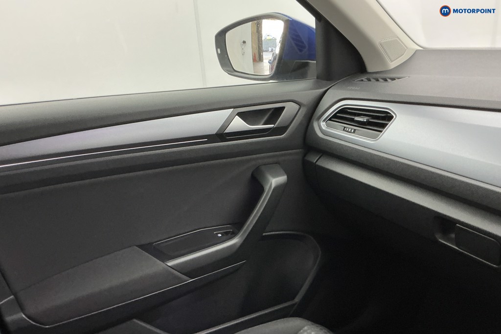 Used Volkswagen T-Roc 2022 for sale - 77128398: Photo 26