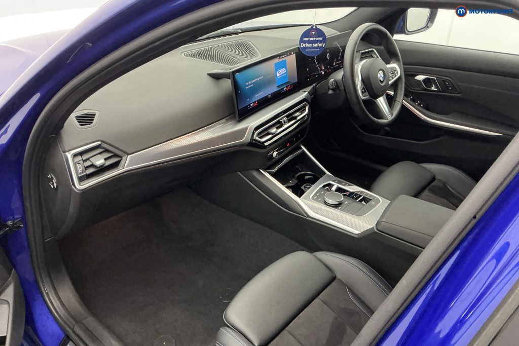 Used BMW 3 Series 2024 for sale - 76723178: Photo 16