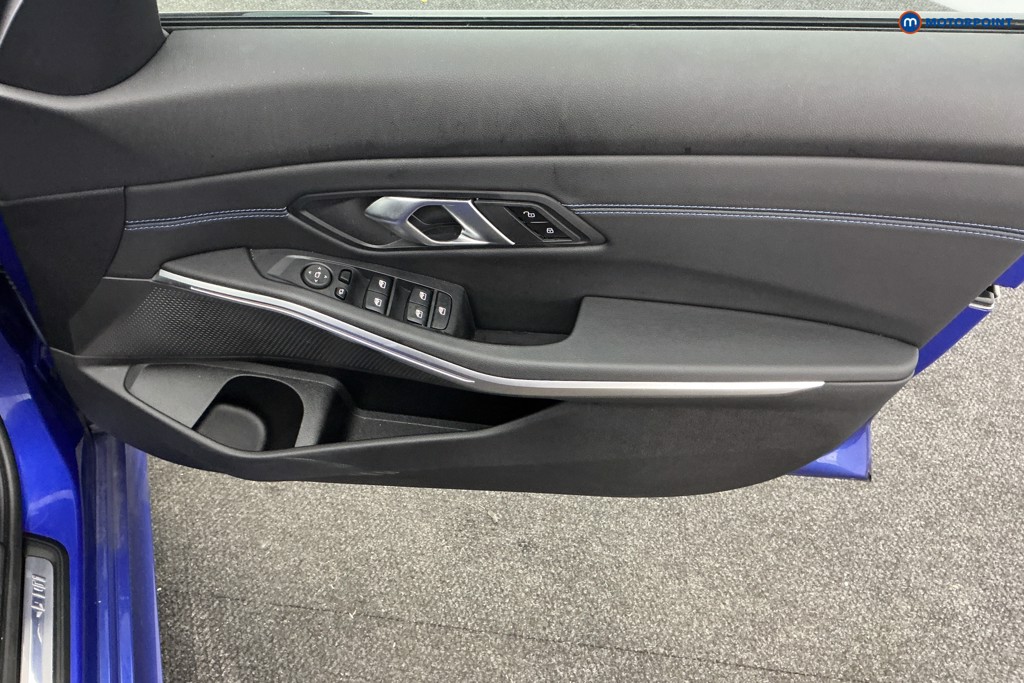 Used BMW 3 Series 2024 for sale - 76723178: Photo 28