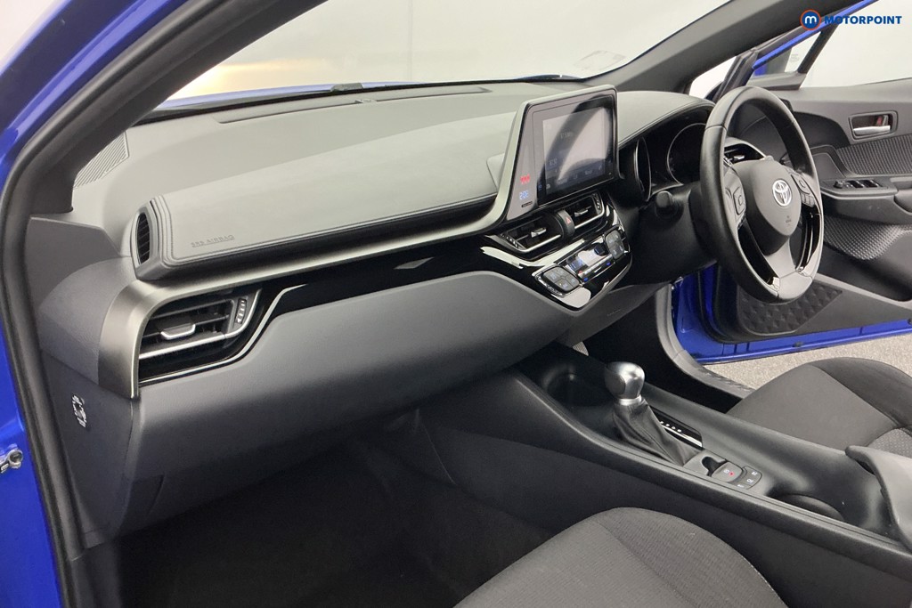 Used Toyota C-HR 2019 for sale - 76685108: Photo 16