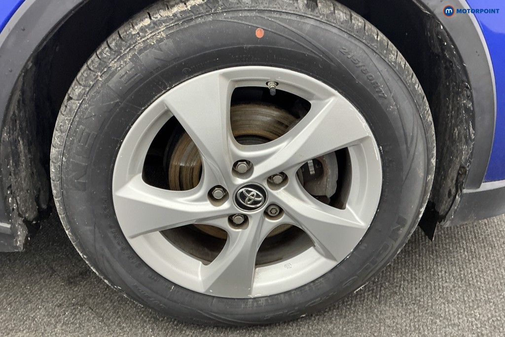 Used Toyota C-HR 2019 for sale - 76685108: Photo 42