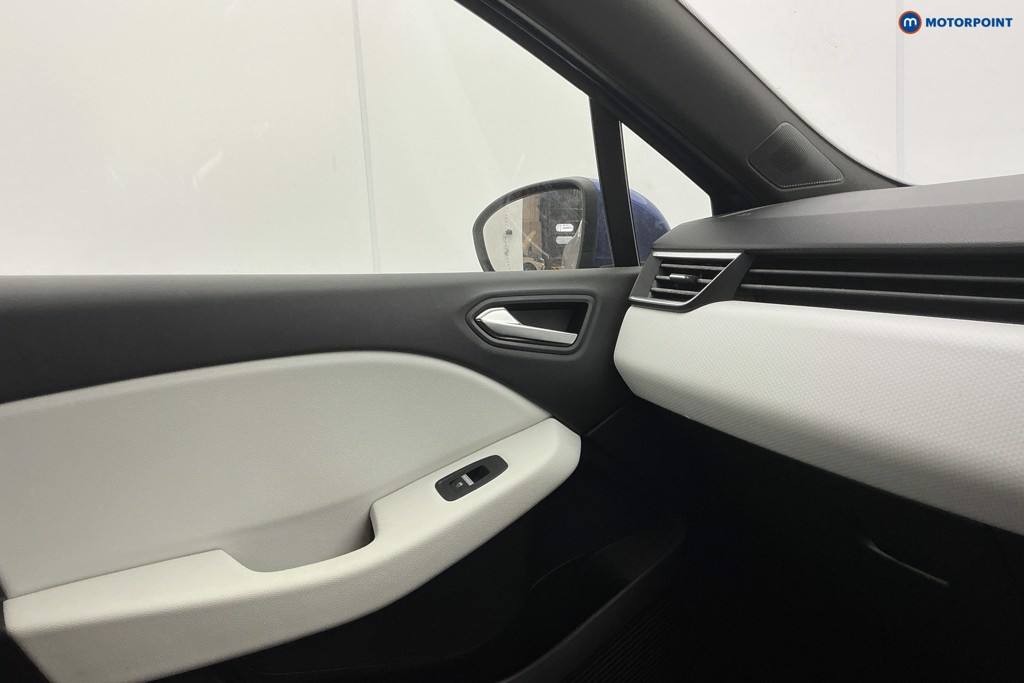 Used Renault Clio 2020 for sale - 77997941: Photo 27