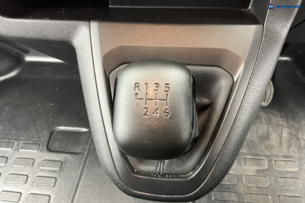 Used Peugeot Expert 2025 for sale - 77848967: Photo 17