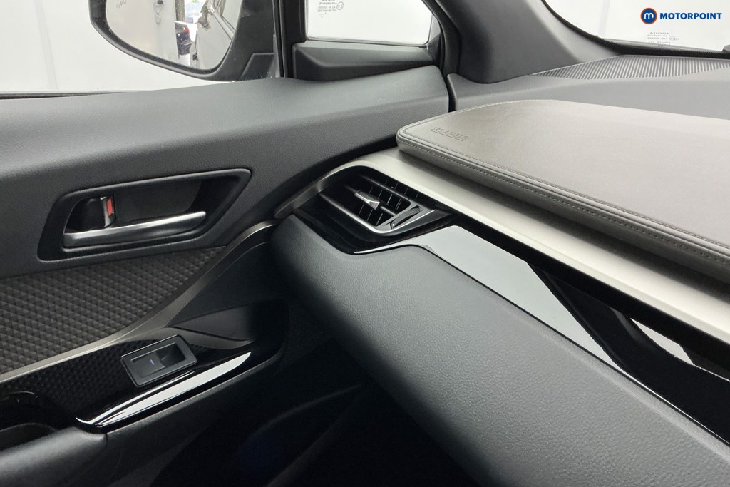 Used Toyota C-HR 2021 for sale - 77036979: Photo 23