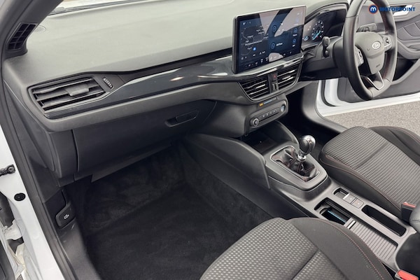 Used Ford Focus 2023 for sale - 76235137: Photo 16