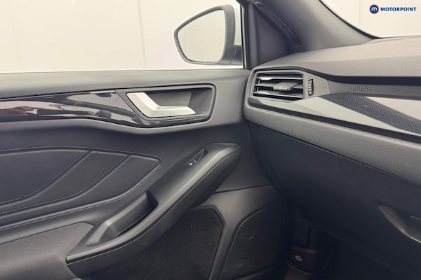 Used Ford Focus 2023 for sale - 76235137: Photo 27
