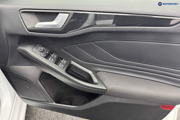 Used Ford Focus 2023 for sale - 76235137: Photo 31