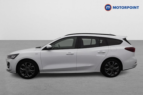 Used Ford Focus 2023 for sale - 76235137: Photo 4