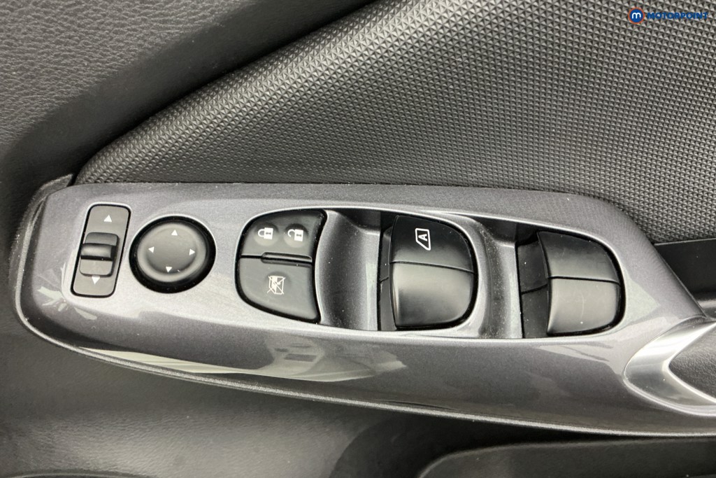 Used Nissan Juke 2021 for sale - 77378792: Photo 32