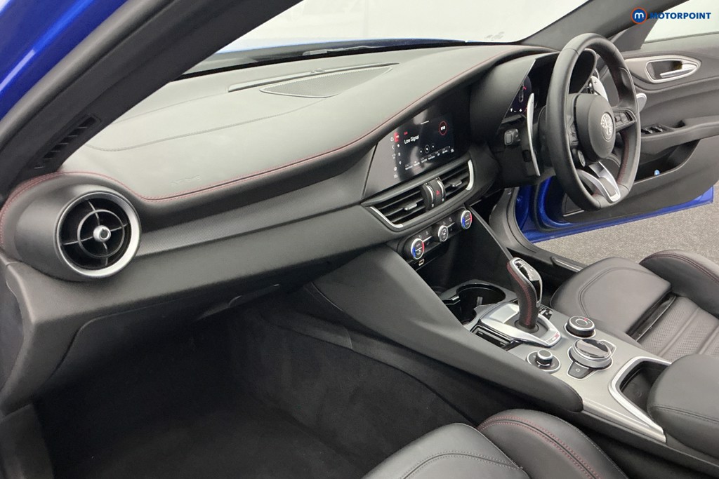 Used Alfa Romeo Giulia 2023 for sale - 76705259: Photo 16