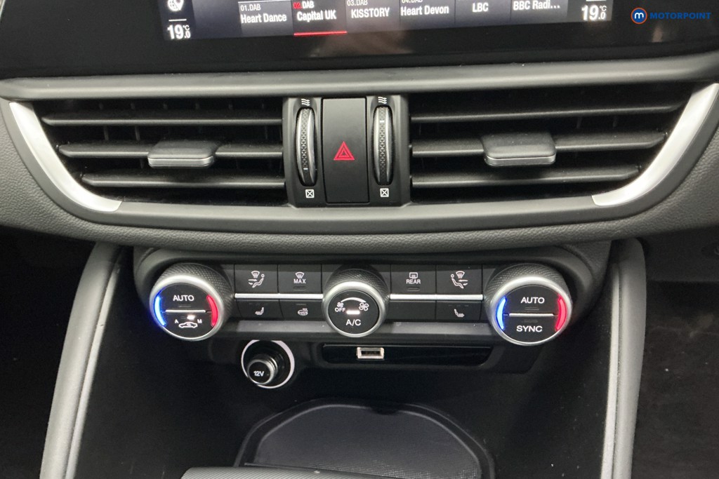 Used Alfa Romeo Giulia 2023 for sale - 76705259: Photo 24