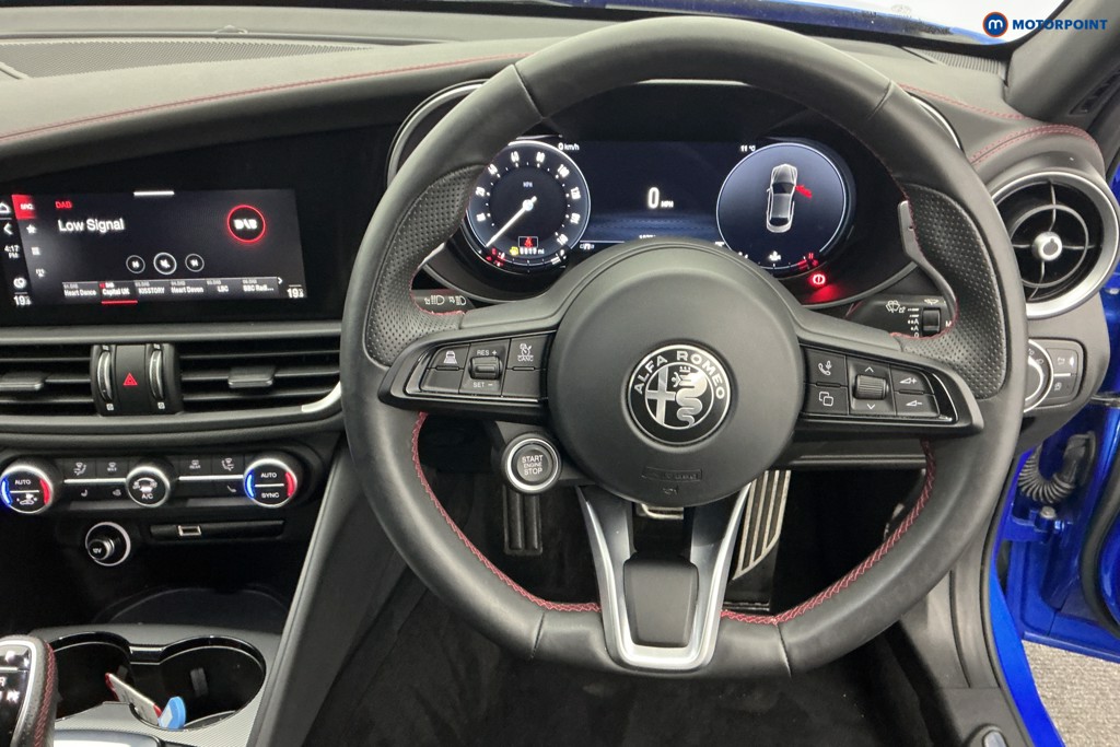 Used Alfa Romeo Giulia 2023 for sale - 76705259: Photo 9