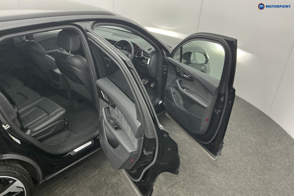 Used Audi Q7 2023 for sale - 77354830: Photo 22