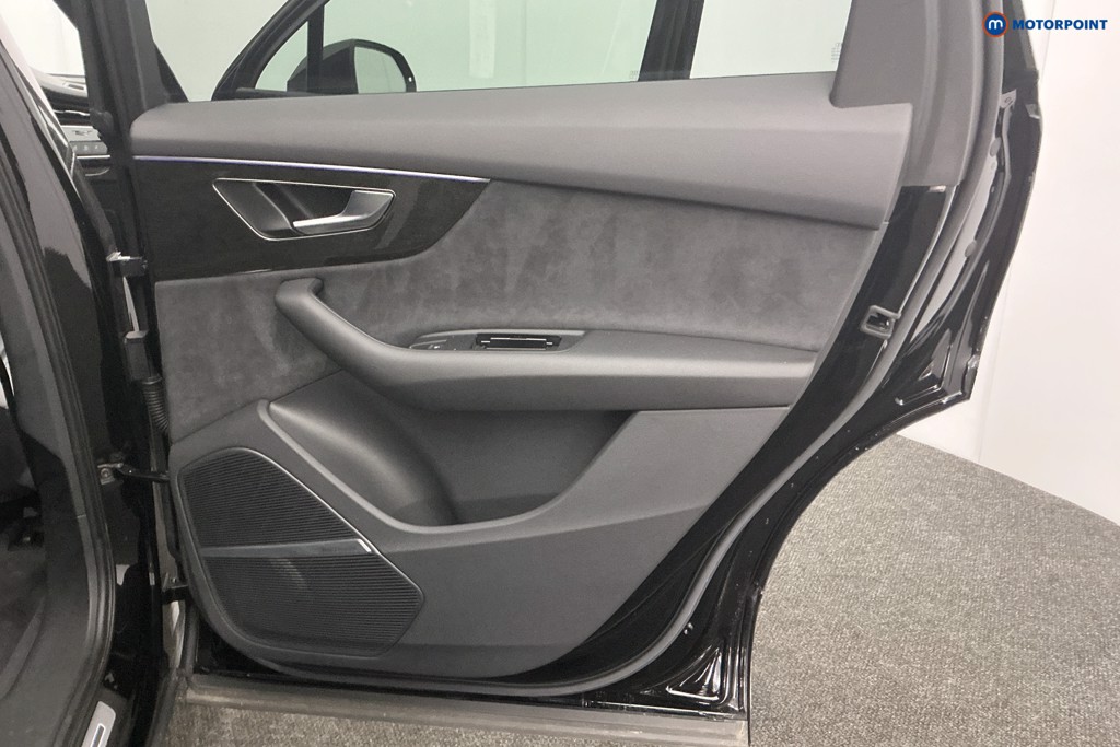 Used Audi Q7 2023 for sale - 77354830: Photo 54