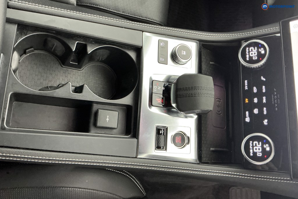 Used Jaguar F-Pace 2024 for sale - 77718924: Photo 32