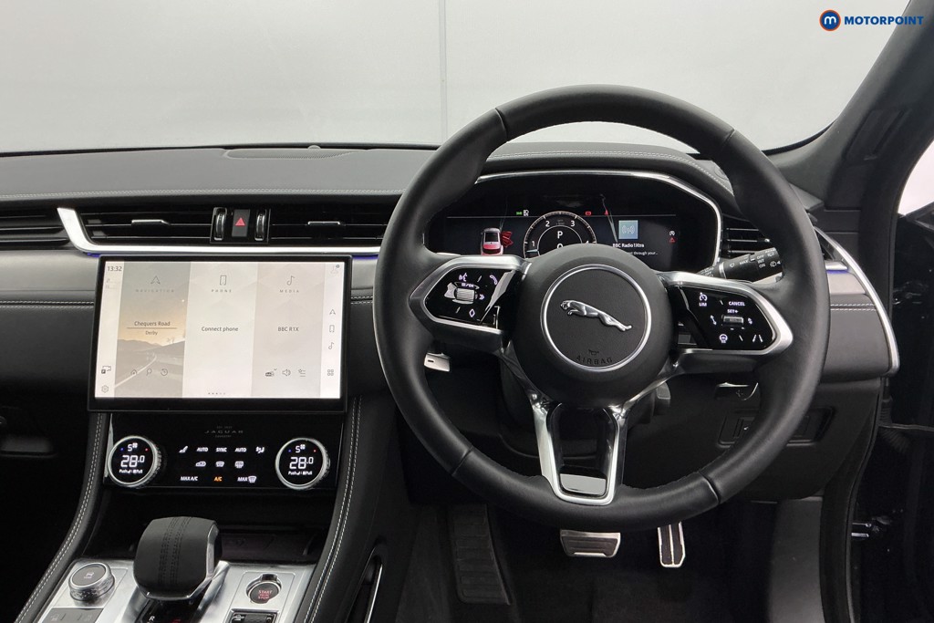 Used Jaguar F-Pace 2024 for sale - 77718924: Photo 9