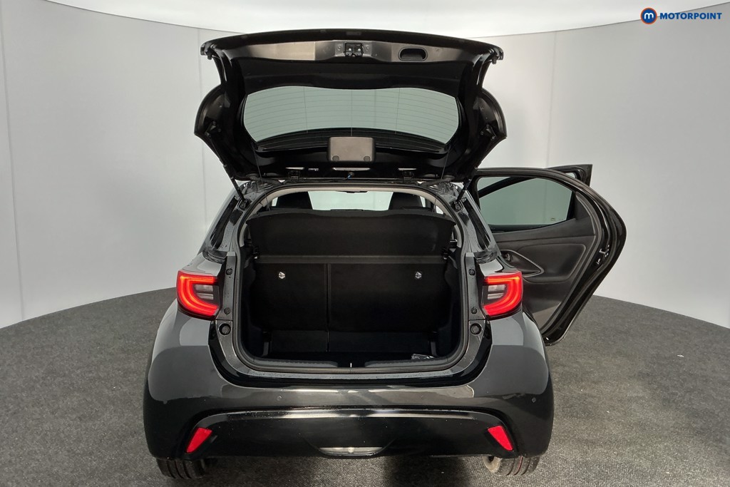 Used Mazda Mazda2 HYBRID 2023 for sale - 76961103: Photo 11