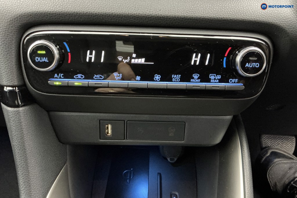 Used Mazda Mazda2 HYBRID 2023 for sale - 76961103: Photo 27