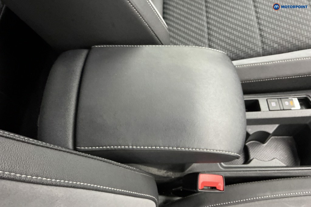 Used Volkswagen T-Roc 2021 for sale - 76685178: Photo 21