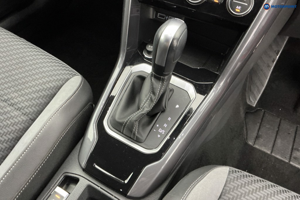 Used Volkswagen T-Roc 2021 for sale - 76685178: Photo 23