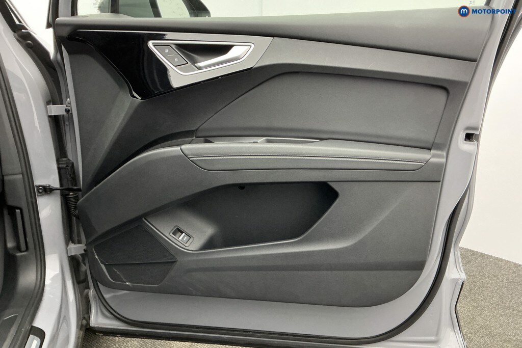 Used Audi Q4 e-tron 2024 for sale - 78223641: Photo 34