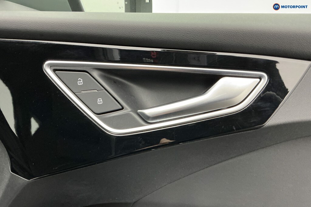 Used Audi Q4 e-tron 2024 for sale - 78223641: Photo 37