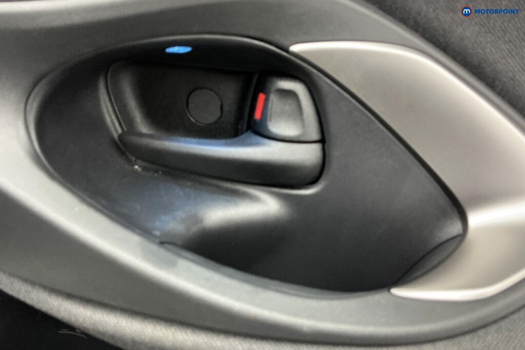 Used Toyota Yaris Cross 2023 for sale - 77476993: Photo 35