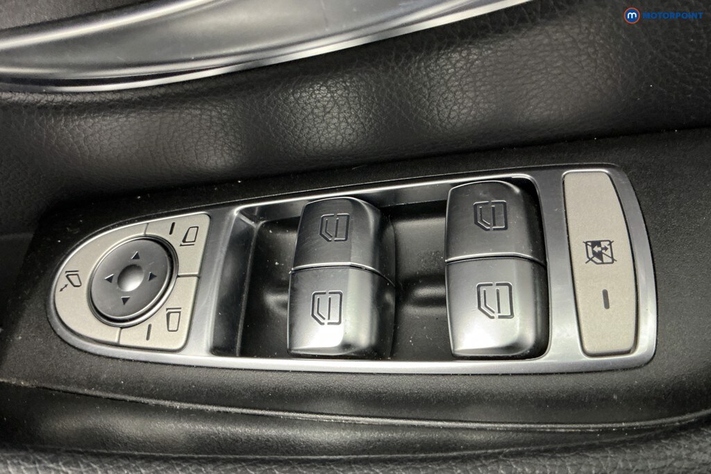 Used Mercedes-Benz E Class for sale - 77914199: Photo 34