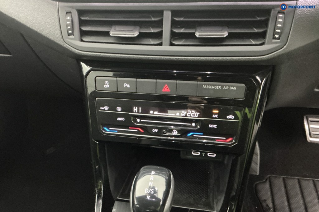 Used Volkswagen T-Cross 2023 for sale - 77570808: Photo 30