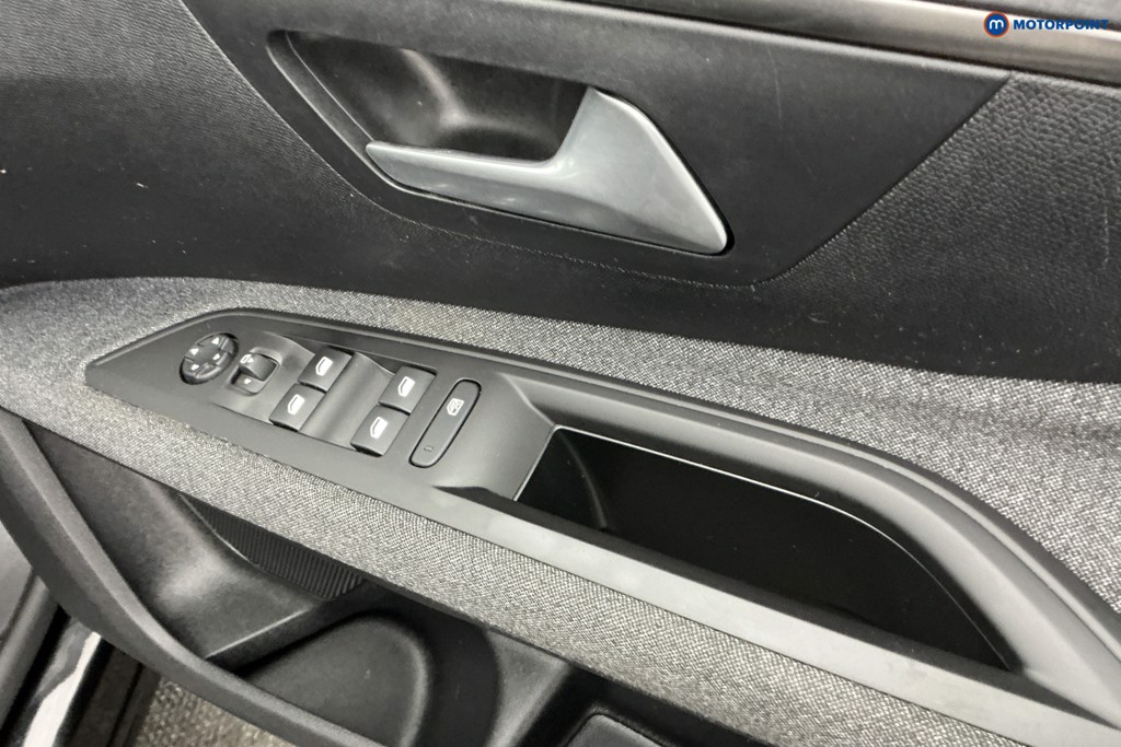 Used Peugeot 5008 2022 for sale - 76682002: Photo 31