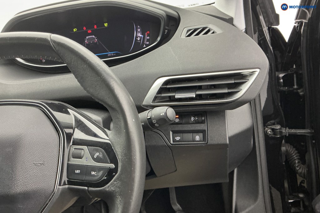 Used Peugeot 5008 2022 for sale - 76682002: Photo 34