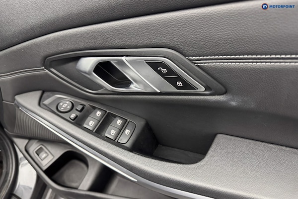 Used BMW 3 Series 2021 for sale - 76184728: Photo 31