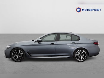 Used BMW 5 Series 2021 for sale - 79449172: Photo