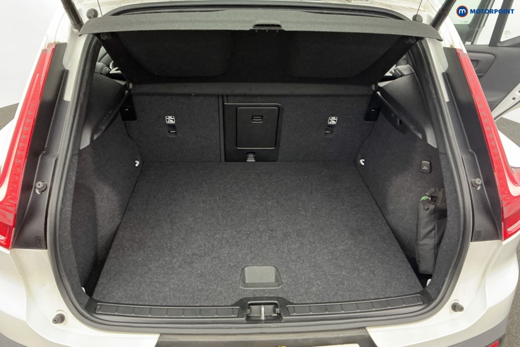 Used Volvo XC40 2024 for sale - 77691836: Photo 11