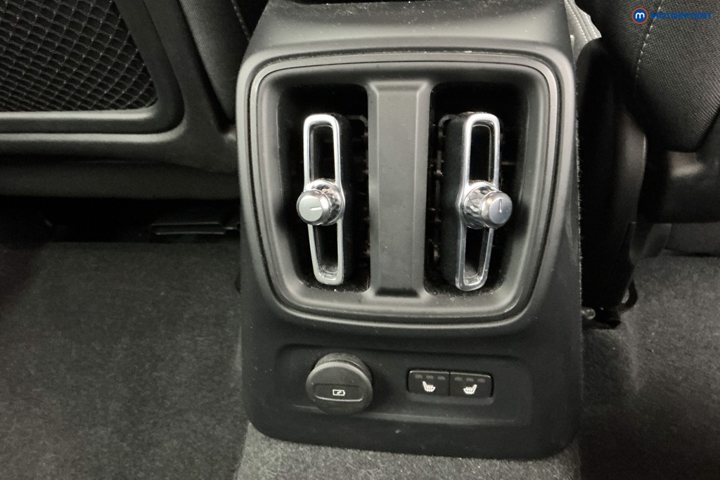 Used Volvo XC40 2024 for sale - 77691836: Photo 23