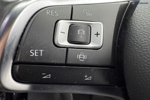 Used Volkswagen T-Roc 2021 for sale - 76196869: Photo 27
